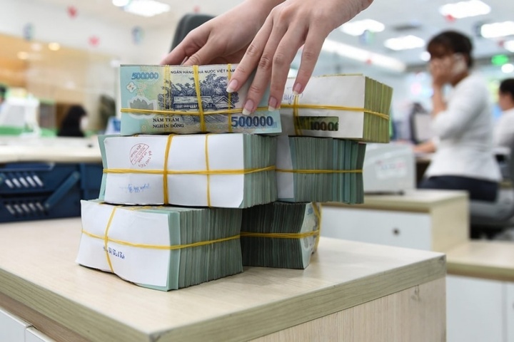 LÃI SUẤT NGÂN HÀNG THÁNG 8/2025: GỬI TIẾT KIỆM Ở ĐÂU LÃI CAO NHẤT?